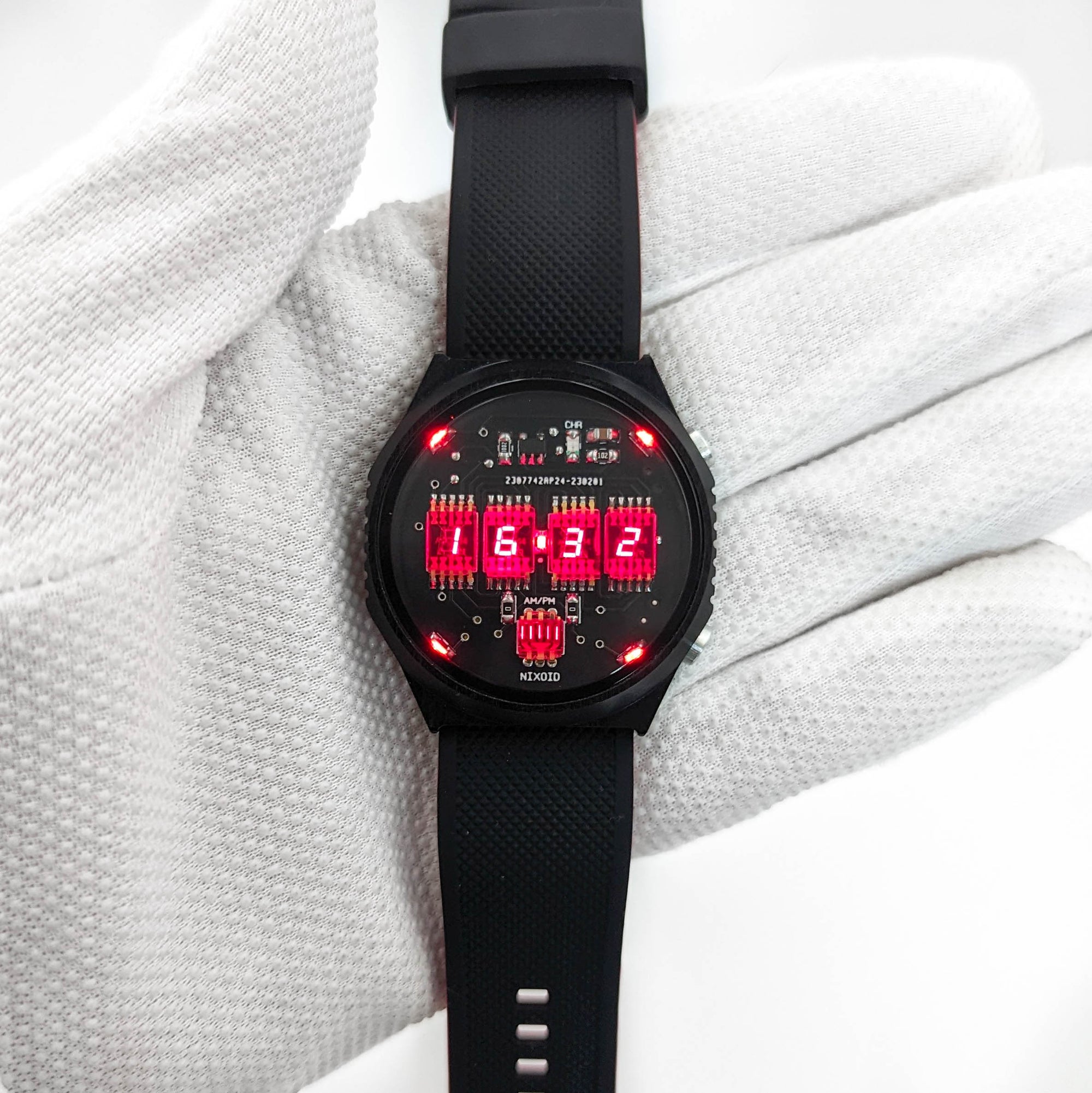 Lot 1303 - RETRO LED WATCH "RED LASER"