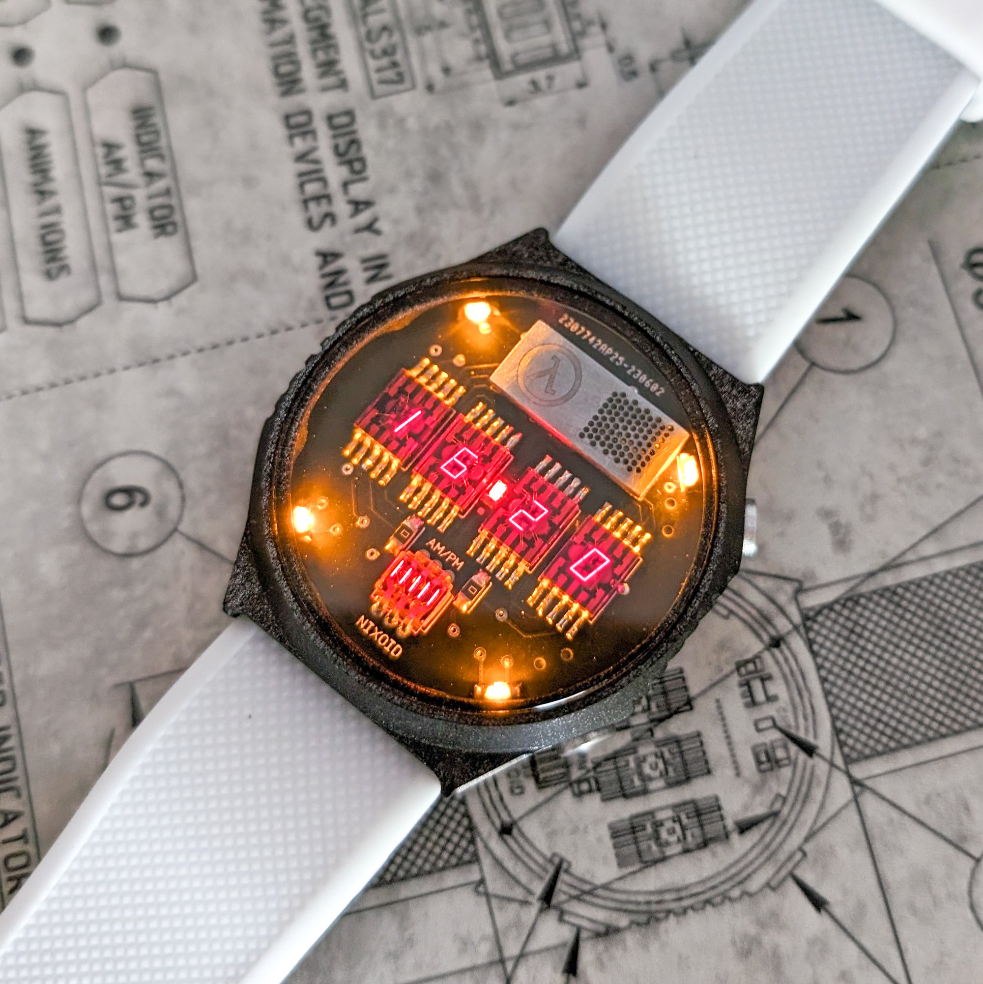 RETRO LED WATCH 'TimeRed' Half-Life